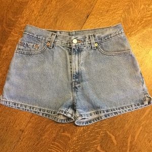 Levi vintage shorts